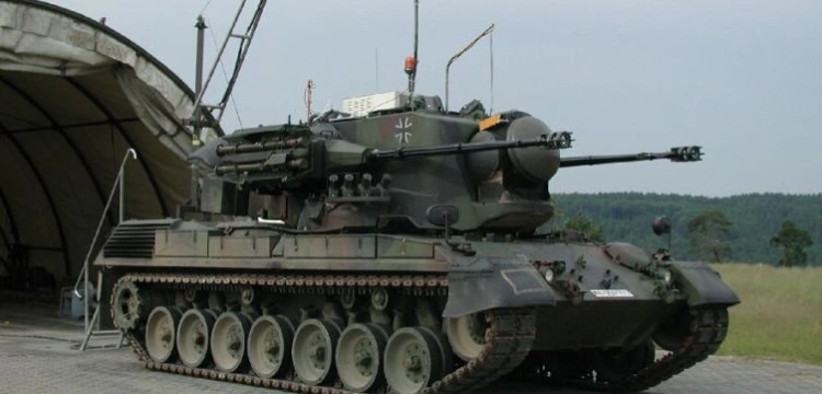 Niemiecka prasa: UE chce stworzyć własne siły pokojowe. Na jej czele oczywiście Niemcy