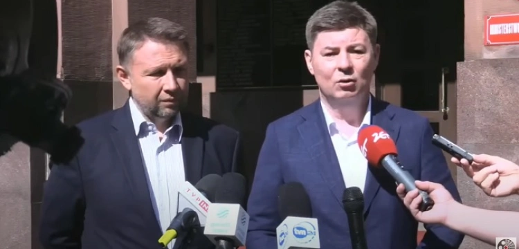 Kabaretu PO ciąg dalszy. Grabiec o kontroli w MSZ ws. polityki migracyjnej PiS [Wideo]