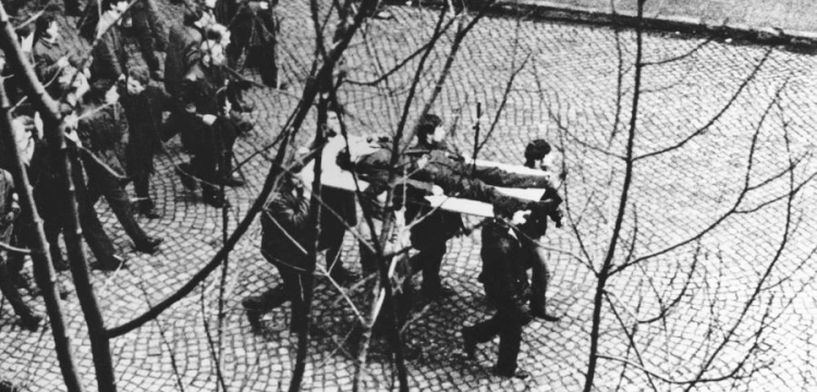 Piotr Semka dla Frondy: Jedyna skazana za Grudzień 1970