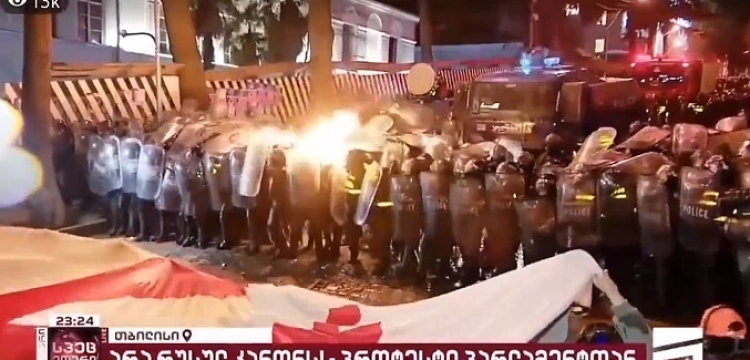 Tysiące Gruzinów na ulicach. Nie chcą, by ich kraj znalazł się w orbicie wpływów Rosji