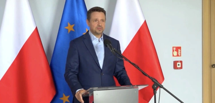 Media: Rok temu ordynator informował Trzaskowskiego o Kacprzyku. Został zwolniony z pracy