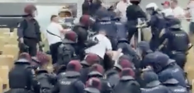 Austria: Policja brutalnie potraktowała polskich kibiców