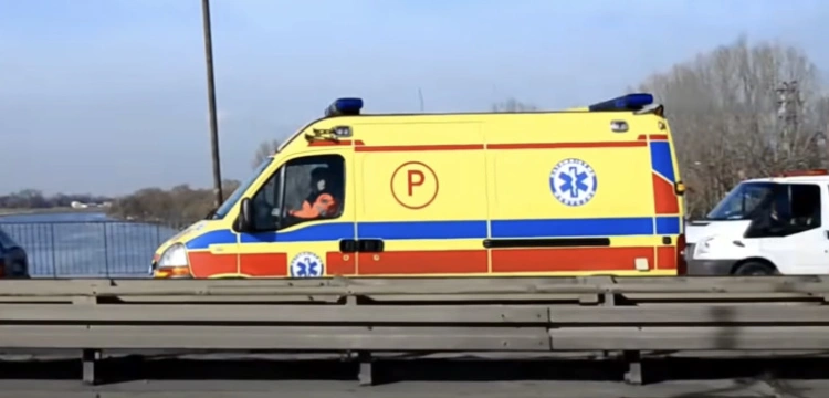 Dramat w Rzeszowie. Trzylatka zmarła po zakrztuszeniu się winogronem w żłobku