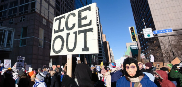 Obrońcy praw człowieka: Polska brała udział w deportacjach Ukraińców z USA wspólnie z ICE