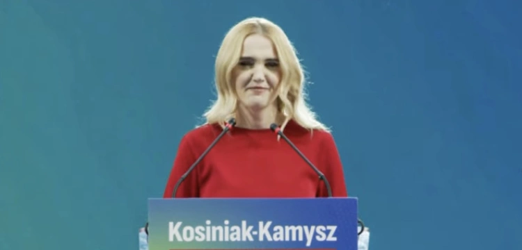 Zamiast pierwszej damy… żona Kosiniaka-Kamysza. Burza wokół chrztu nowy samolotów