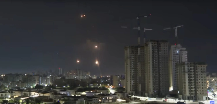 15 minut po rozejmie w Izraelu wyją syreny przeciwlotnicze