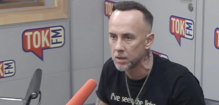 Podeptał obraz Matki Bożej. Sąd planuje umorzenie sprawy Nergala