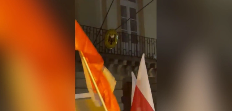 „Weźcie Tuska do Berlina”. Demonstracja przed niemieckim konsulatem w Krakowie