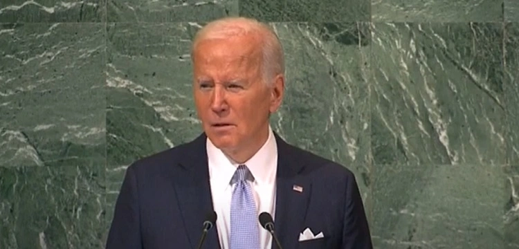 Biden mocno odpowiada na orędzie i groźby Putina [Wideo]