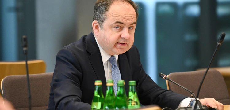 PILNE! Konrad Szymański potwierdził swoją dymisję. Będzie nowy minister ds. UE