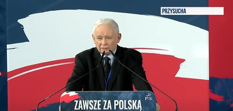 Prezes PiS na kongresie: „Naprzód Polsko! Niech wiara nas nigdy nie opuści! Niech Bóg ma w opiece naszą Ojczyznę!”