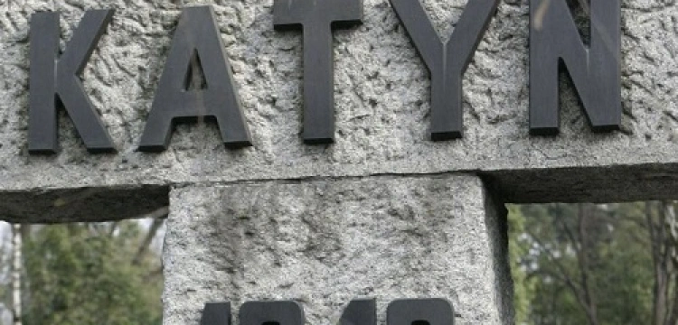 Rosyjski mord na polskich oficerach w Katyniu miał zostać przykryty tą tragedią