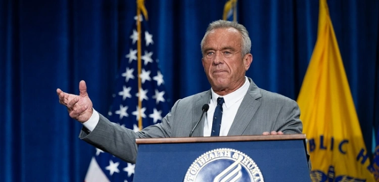 Kennedy: Wciągałem kokainę z desek sedesowych