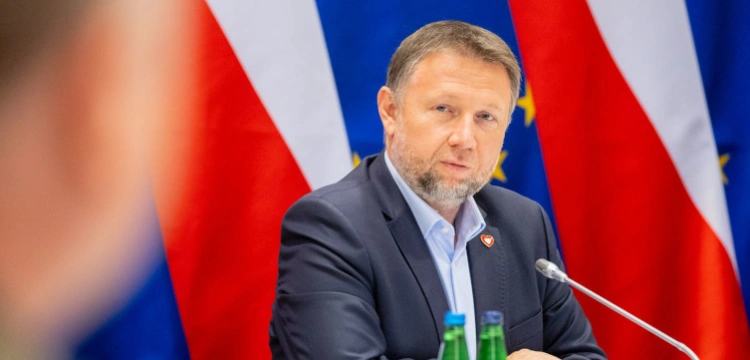 Czystki ciąg dalszy. Kierwiński odpowiada na wniosek Żurka