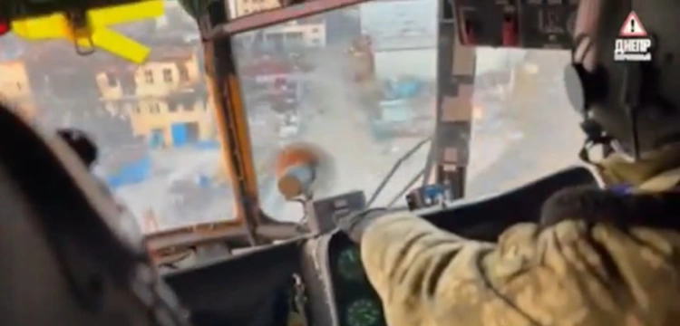 Dostarczali broń i żywność obrońcom Azowstalu. Ukraińcy pokazali nagranie z akcji