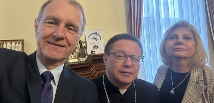 Nowa era dyplomacji? Czyli spotkanie Bogdana Klicha z abp. Grzegorzem Rysiem