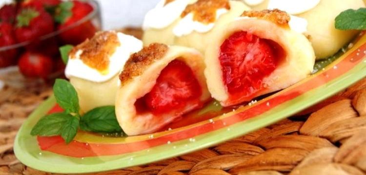 Danie mojej mamy: knedle z truskawkami