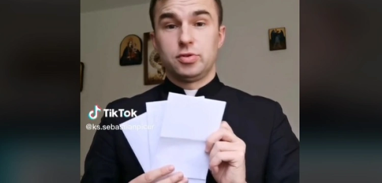 Co ksiądz Picur znalazł w kopertach po kolędzie? Usiądźcie wygodnie… [Wideo]