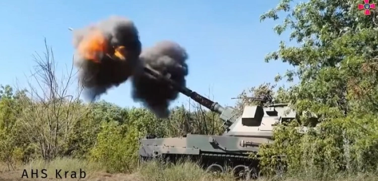 Ukraiński dowódca o polskich Krabach: „Cudowna broń” [Wideo]