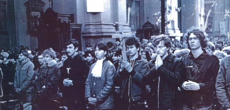 Dziś obchody 40. rocznicy obrony Krzyża w Miętnem