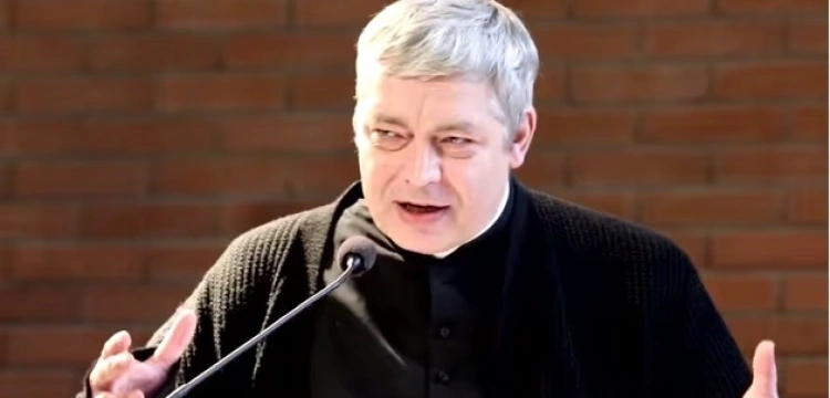 Ks. Pawlukiewicz: Szatan bardzo boi się Kościele dwóch rzeczy: Matki Bożej i Eucharystii