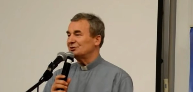 Ks. Marek Dziewiecki: Mity o miłości, które niszczą relację między kobietą a mężczyzną