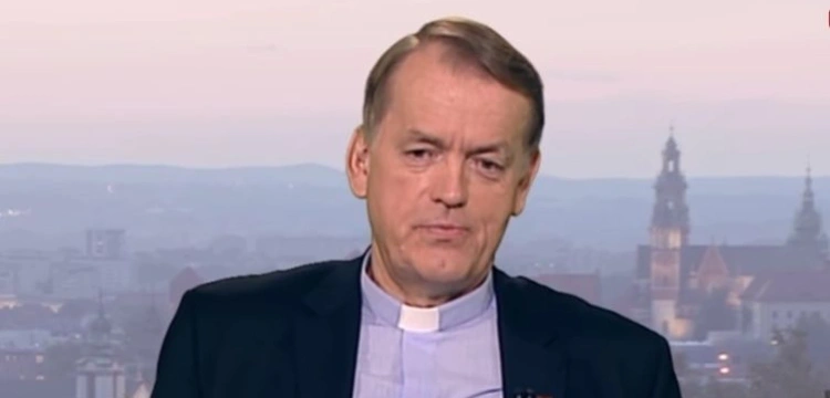 Sąd w Szwajcarii uniewinnił wydawcę czasopisma, które opublikowało artykuł ks. Oko