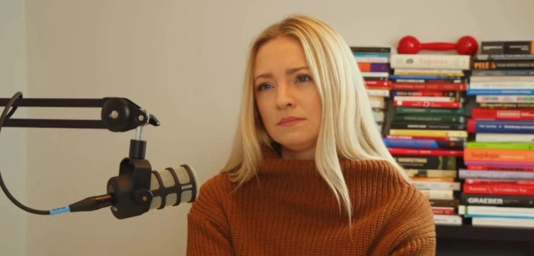 Aktorka odpowie przed sądem za „morderców” i „maszyny bez mózgu”