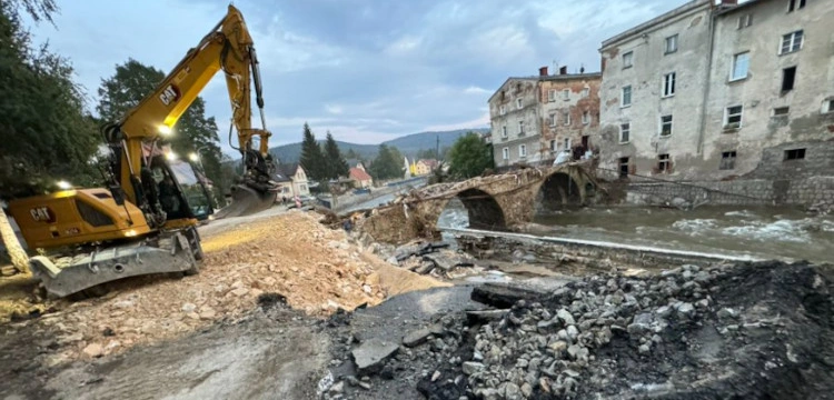 „Jako miasto jesteśmy całkowicie zniszczeni”