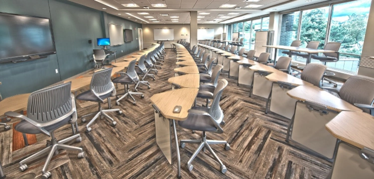 UW ujawnił, na który kierunek studiów jest najwięcej chętnych