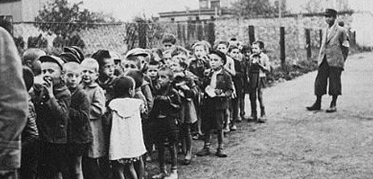 „Oddajcie mi swoje dzieci”. Tragiczny dramat łódzkiego getta w czasie „wielkiej szpery”