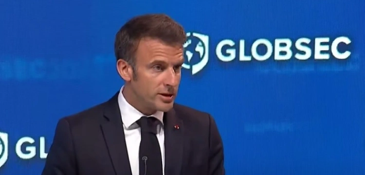 Za wcześnie na przyjęcie Ukrainy do NATO. Macron ujawnił, kto jest przeciw