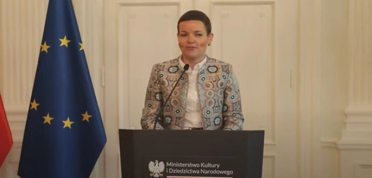 Tak się wozi minister Cienkowska - najdroższa podróż to prawie 50 tys. zł z kieszeni podatników