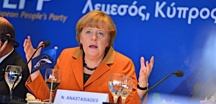 Skandaliczne słowa Merkel. Kuźmiuk: Czas na reakcję!