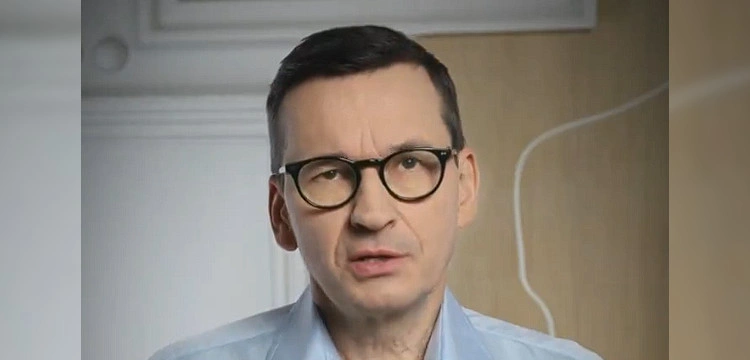 Tysiące osób może stracić pracę w Poczcie Polskiej. Morawiecki: Wymazywanie ludzi jak słupków w Excelu będzie normą?