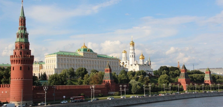 Rosja znów grozi Zachodowi. Dyplomata o przekraczaniu „kolejnych czerwonych linii”