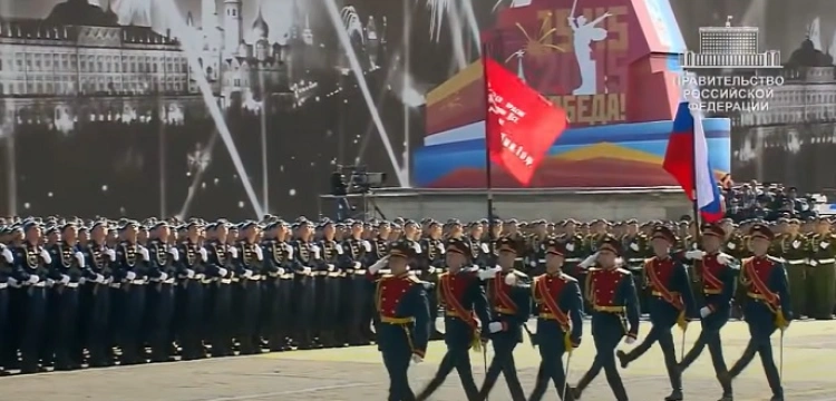 Rosyjska armia liczniejsza? Dekret Putina pod publiczkę