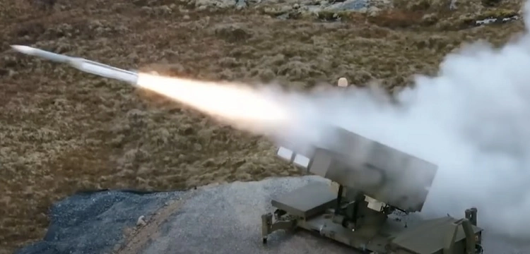 Ukraina otrzymała NASAMS - kolejną potężna broń. Zełenski potwierdza [Wideo]