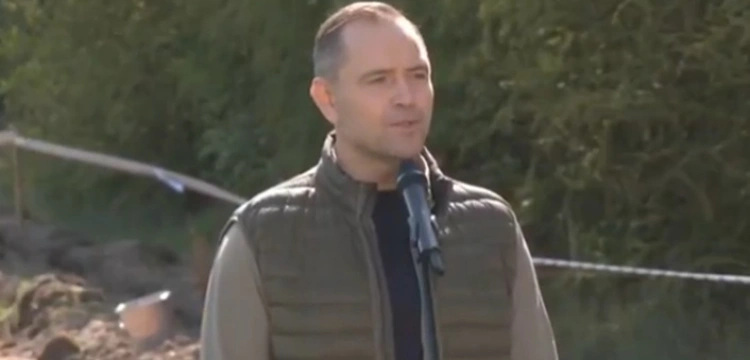 Nokaut medialny pracownika TVN w pierwszej rundzie – tego zdecydowanie się nie spodziewał [Wideo]