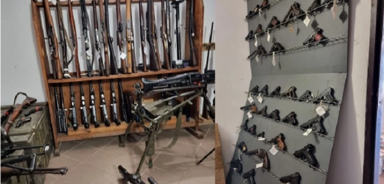 Cela plus. 52-latek odpowie za nielegalny handel bronią