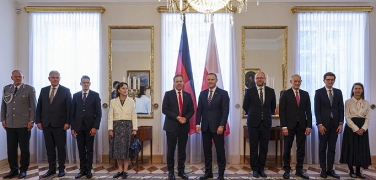 Sześciu nowych ambasadorów w Polsce. Prezydent Nawrocki przyjął listy uwierzytelniające