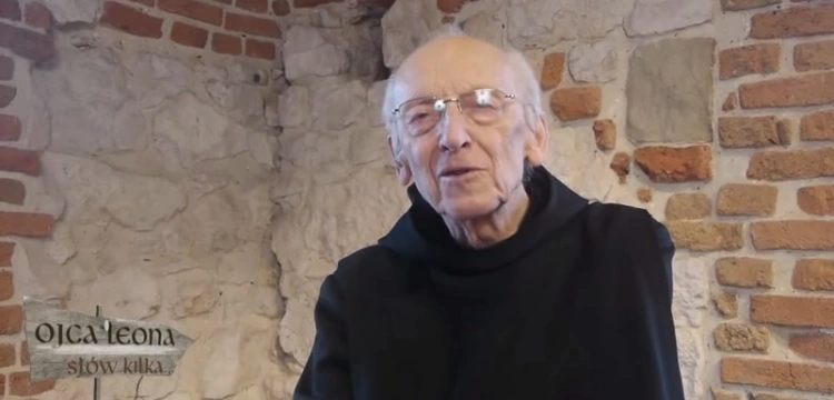 Po co odmawiać Dekalog na modlitwie? Odpowiada o. Leon Knabit