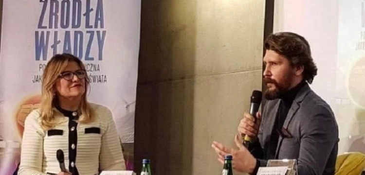 Polityka klimatyczna orężem podboju świata, czyli „Odnawialne źródła władzy” Roberta Zawadzkiego [Wideo]