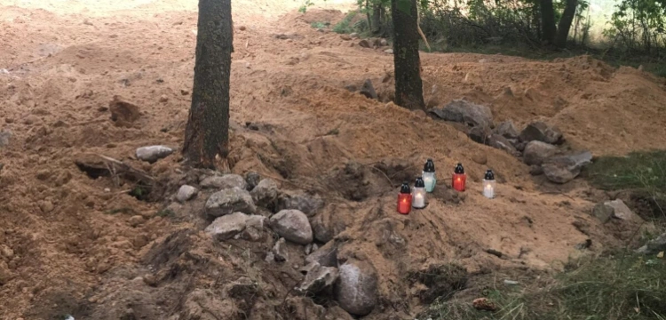 USA "zaniepokojone" zniszczeniem cmentarza AK przez Białoruś