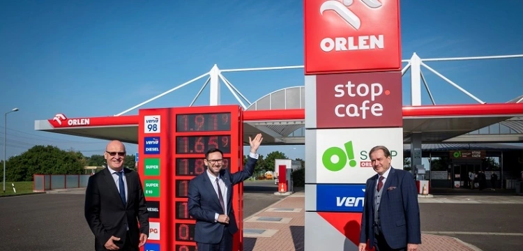 Sondaż. Co Polacy sądzą o prywatyzacji kluczowych firm Skarbu Państwa?