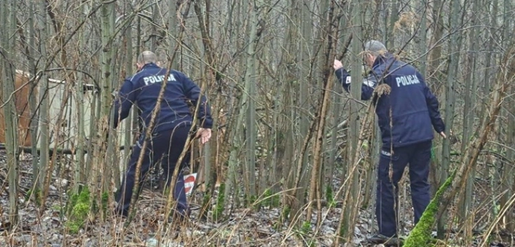 fronda, portal poświęcony, informacje z polski, informacje z świata Ostróda. Wz. z podwójnym zabójstwem zatrzymano 27-latkę