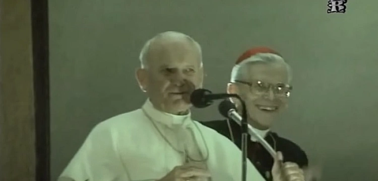 Jest oświadczenie Kurii Krakowskiej ws. ataków na św. Jana Pawła II