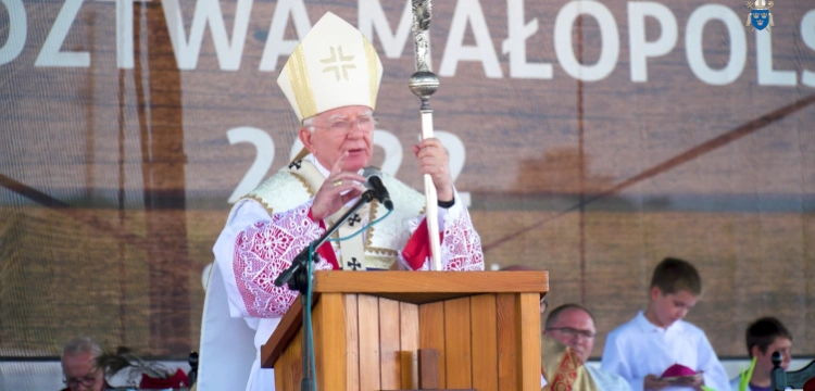 Abp Jędraszewski: dożynki to czas wielkiego rozliczenia z danych nam ziemi i czasu