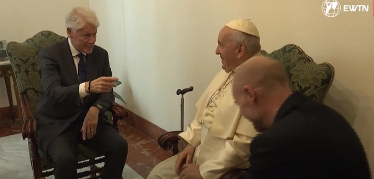 Papież Franciszek na konferencji zorganizowanej przez proaborcyjną Fundację Clintonów!