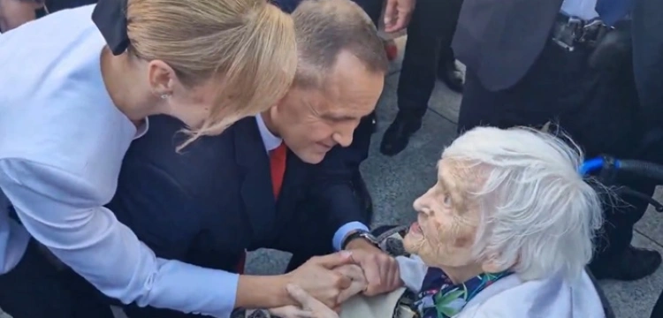 „Bóg zapłać za obecność” - wzruszające słowa Prezydenta Nawrockiego do uczestniczki Powstania Warszawskiego